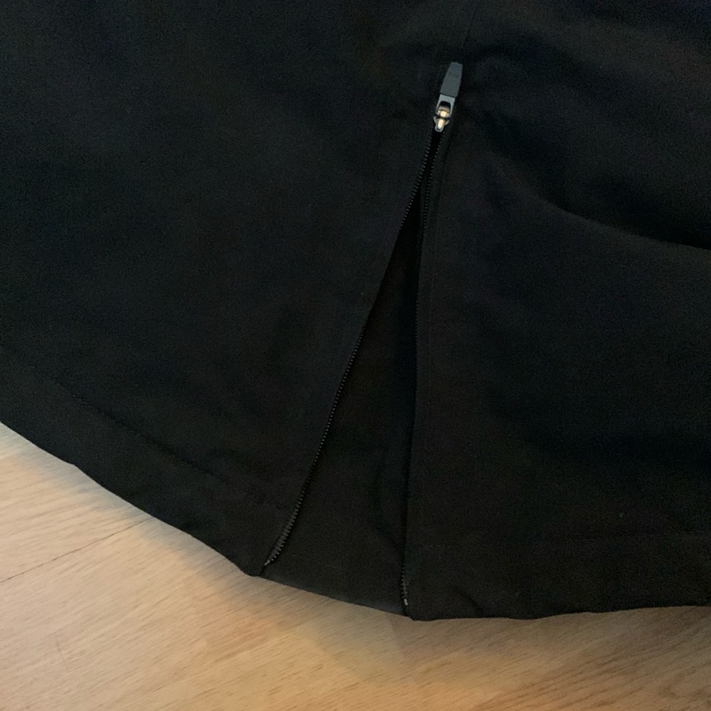 NWT The North Face Snow Down Parka, Black, Medium - Picture 13 of 14